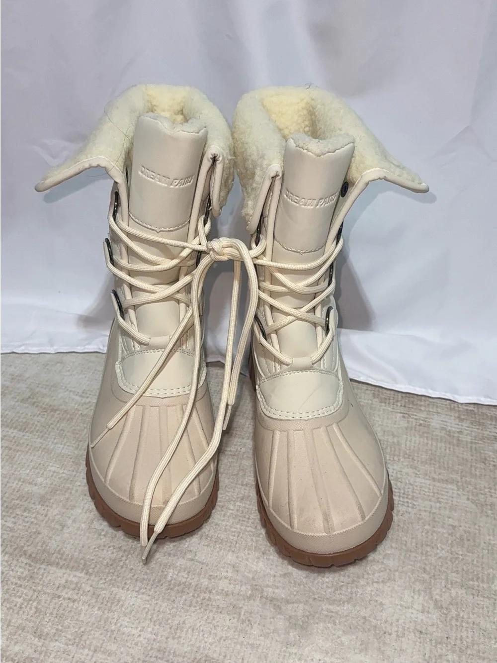 Dream Pairs Cream Waterproof Faux Shearling Lined Duck Snow Boots Size 6